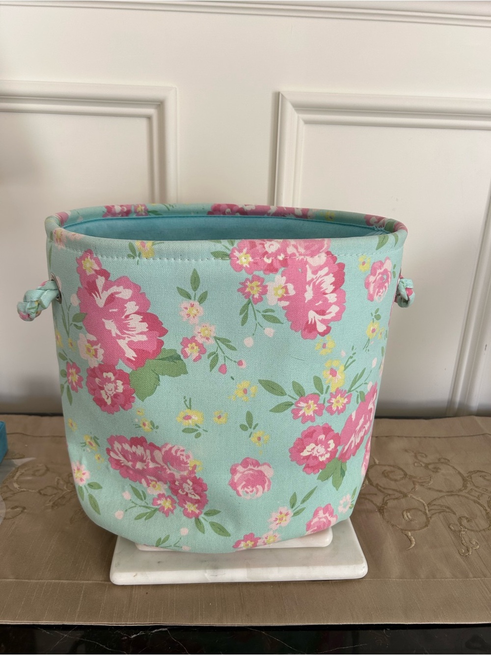 Floral basket/hamper